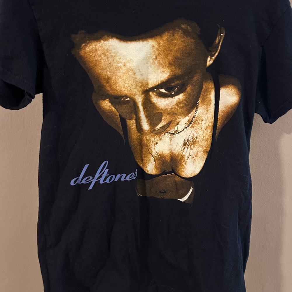 Deftones Band T-shirt, Size Small